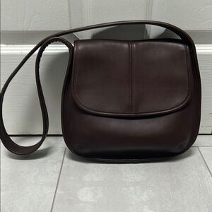 Chic Brown Leather Crossbody Bag